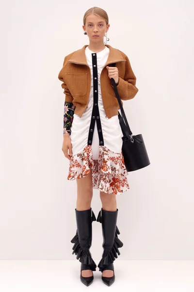 Look 3